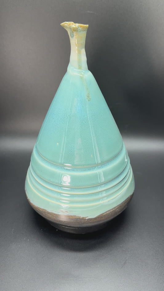Narrow Neck Swann Vase